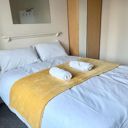 Aldgate Holiday Rooms London Exterior photo